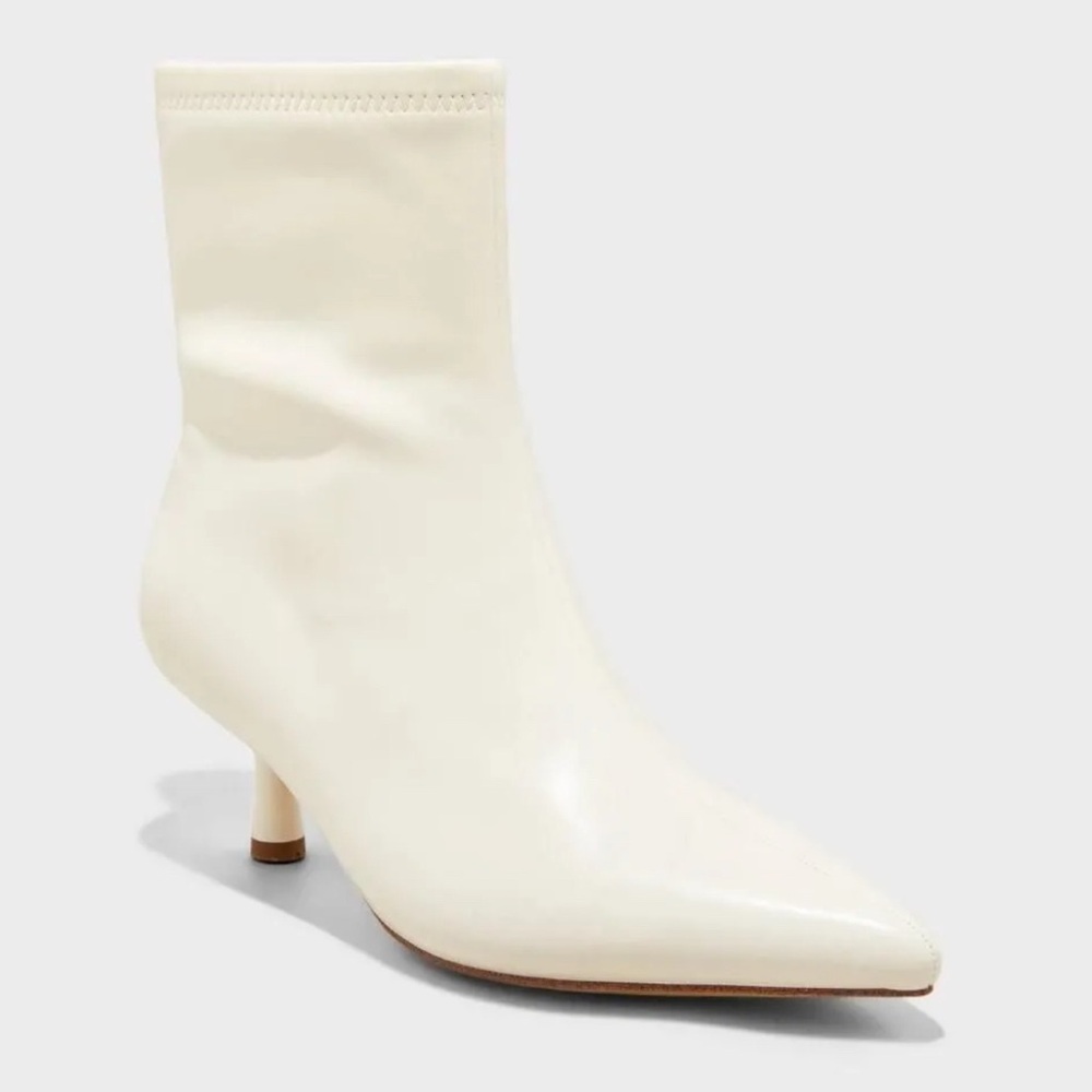 A New Day Women's White Lonnie Kitten Heel Stretch Ankle Boots NWT booties 6.5